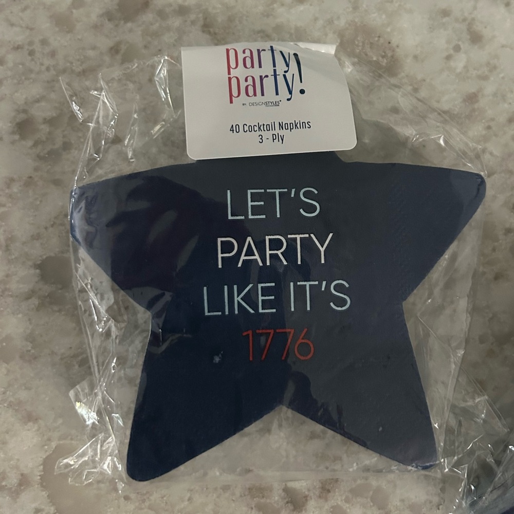 “New” Design Styles Navy Star Cocktail Napkins-Let's Party Like It's 1776 (40ct)